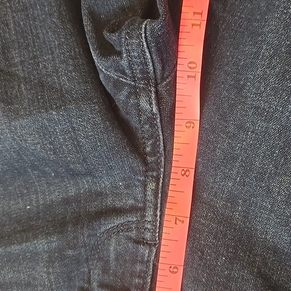 DKNY Jeans Women's Straight Leg Dark Blue Jeans Size 10x30 - Picture 9 of 10